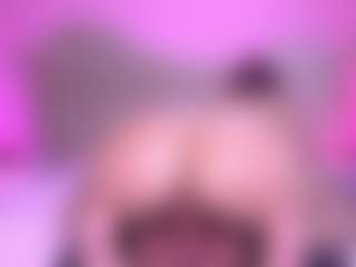 zoe-12's Live Sex Cam Show