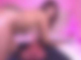 zoe-12's Live Sex Cam Show