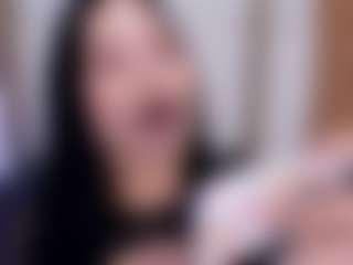 EmmaRousel's Live Sex Cam Show