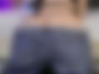EmmaRousel's Live Sex Cam Show