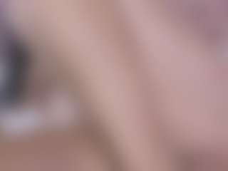 Linoshka's Live Sex Cam Show