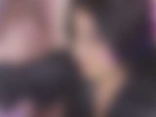 Live cam show with Linoshka - Yoga on Milf Play