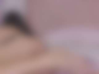 Linoshka's Live Sex Cam Show