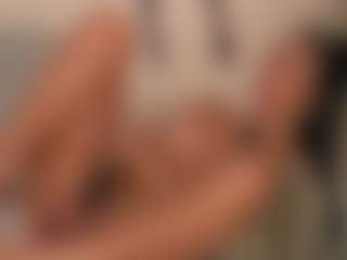 Live cam show with KatyeRave - Fit on Soda Cam