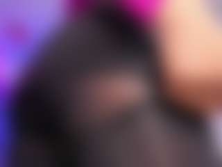 Live cam show with Inndra - Black Fetish on Sweet Sext