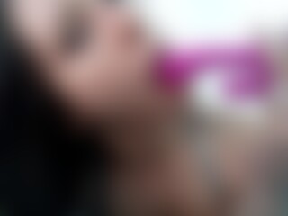 sara-moon22's Live Sex Cam Show
