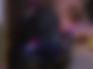 Live cam show with Hanna Chris - Brown Hair on Free Soda