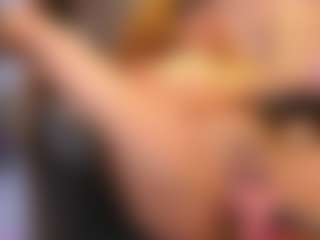 Live cam show with Hanna Chris - Brown Hair on Fling VIP Chat