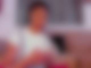 Live cam show with KATEEROSE - Ebony Petite on madthumbs