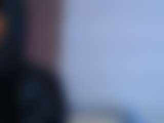 Live cam show with Sweet_Isa - Ride on Milf Play