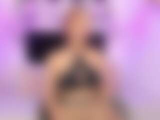 AURORA's Live Sex Cam Show