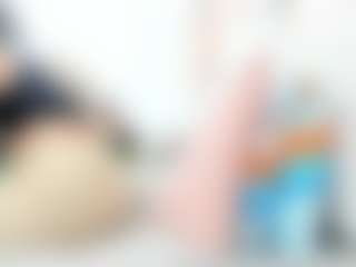 Live cam show with Aliicee-Green - Mature Young Adult on xfollow cams