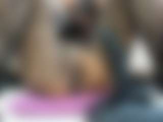 Live cam show with Aliicee-Green - Middle Aged on SinfulBabes