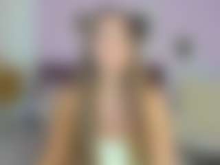 Live cam show with Evalanis - MILF on Fling VIP Chat
