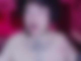 Live cam show with KENZIESHARIK - Belly on CamClone