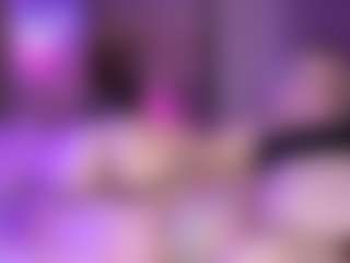 Live cam show with Piggy Rose - Blonde Hair Big Tits on StripNow