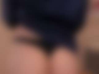 Aily Yozuko's Live Sex Cam Show