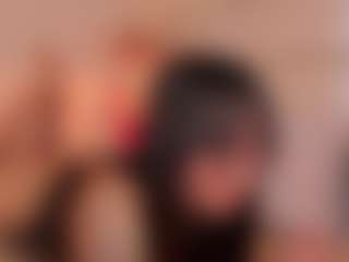 Live cam show with Aily Yozuko - Facial Piercings on boobsie.com