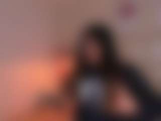 Live cam show with Aily Yozuko - Facial Piercings on madthumbs