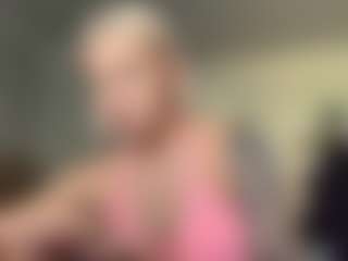 Live cam show with HotSweetbb - Sporty on Gym Cam Girls