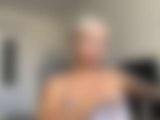 Live cam show with HotSweetbb - Athletic Tease on Camsoda