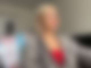 Live cam show with HotSweetbb - Blonde Hair on https://playwithruby.com