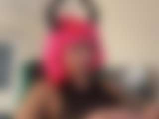 Live cam show with HotSweetbb - Sport on Mixed Magazine Live
