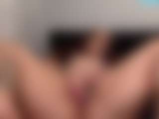 Sapphire Storm's Live Sex Cam Show