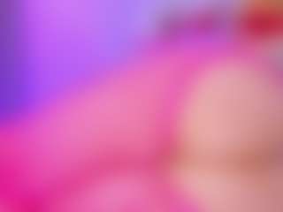 Live cam show with Alanna-Hank - Red Hair on Camsoda
