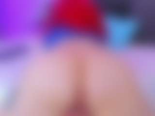 Live cam show with Alanna-Hank - Cumslut on Camsoda
