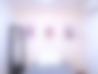 Kiara Grantのライブセックスチャットショー