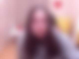 EmilyaClark's Live Sex Cam Show