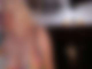 Live cam show with Magdalenaaa - Granny on Milf Play