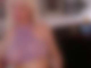 Live cam show with Magdalenaaa - Middle Aged on Camsoda