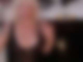 Live cam show with Magdalenaaa - Granny Squirt on Camiplay Live