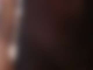 Live cam show with Magdalenaaa - Athletic Middle Aged on Gym Cam Girls