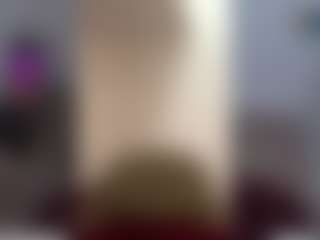 Live cam show with TheWolfeDen - Black Petite on SpunkLive