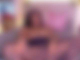 Live cam show with choco-dessert - Ebony on Camsoda | colombia