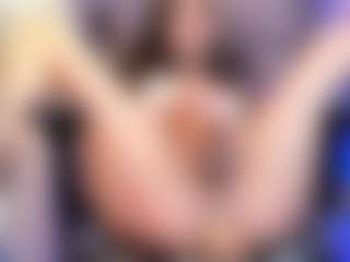 Live cam show with SaraCabali - Big Balls on Sweet Sext