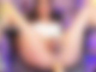 Live cam show with SaraCabali - English on Soda Cam