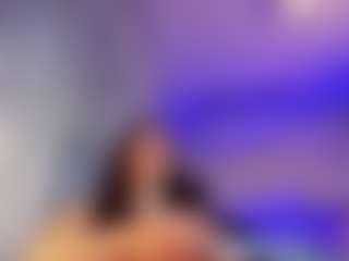 Live cam show with SaraCabali - Small Tits on livesuperchat.net