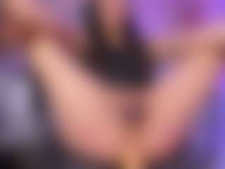 Live cam show with SaraCabali - Smoking on Camsoda