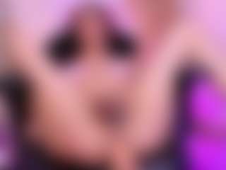 Live cam show with SaraCabali - Drinking on crypto-cams