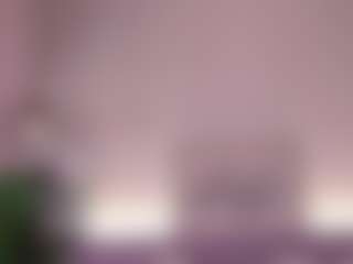 Live cam show with Saray-cum - Eating Pussy on Fling VIP Chat