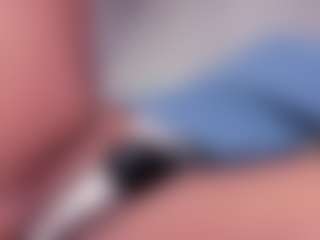 Live cam show with Ambra Cohelo - Eating Pussy on livesuperchat.net