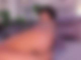 Live cam show with Ambra Cohelo - Eating Pussy on sexylive.show