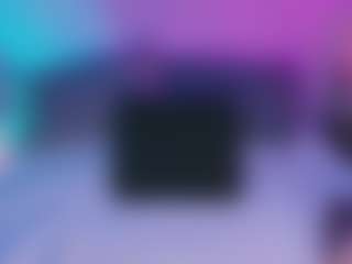 Live cam show with Emma - Colombia on Fling VIP Chat
