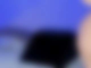 Live cam show with Emma - Colombia on Uber Horny