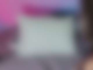 Live cam show with Emma - Ass Bouncing on Fit Hotties