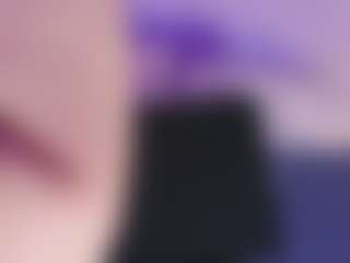 Live cam show with Emma - Colombia MILF on realtime-chat